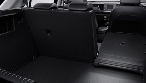 60:40 split-folding rear seats